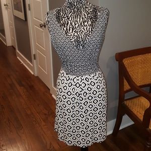 Ann Taylor Dress - Black & White - Size Small